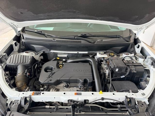 2023 Chevrolet Equinox — interior view